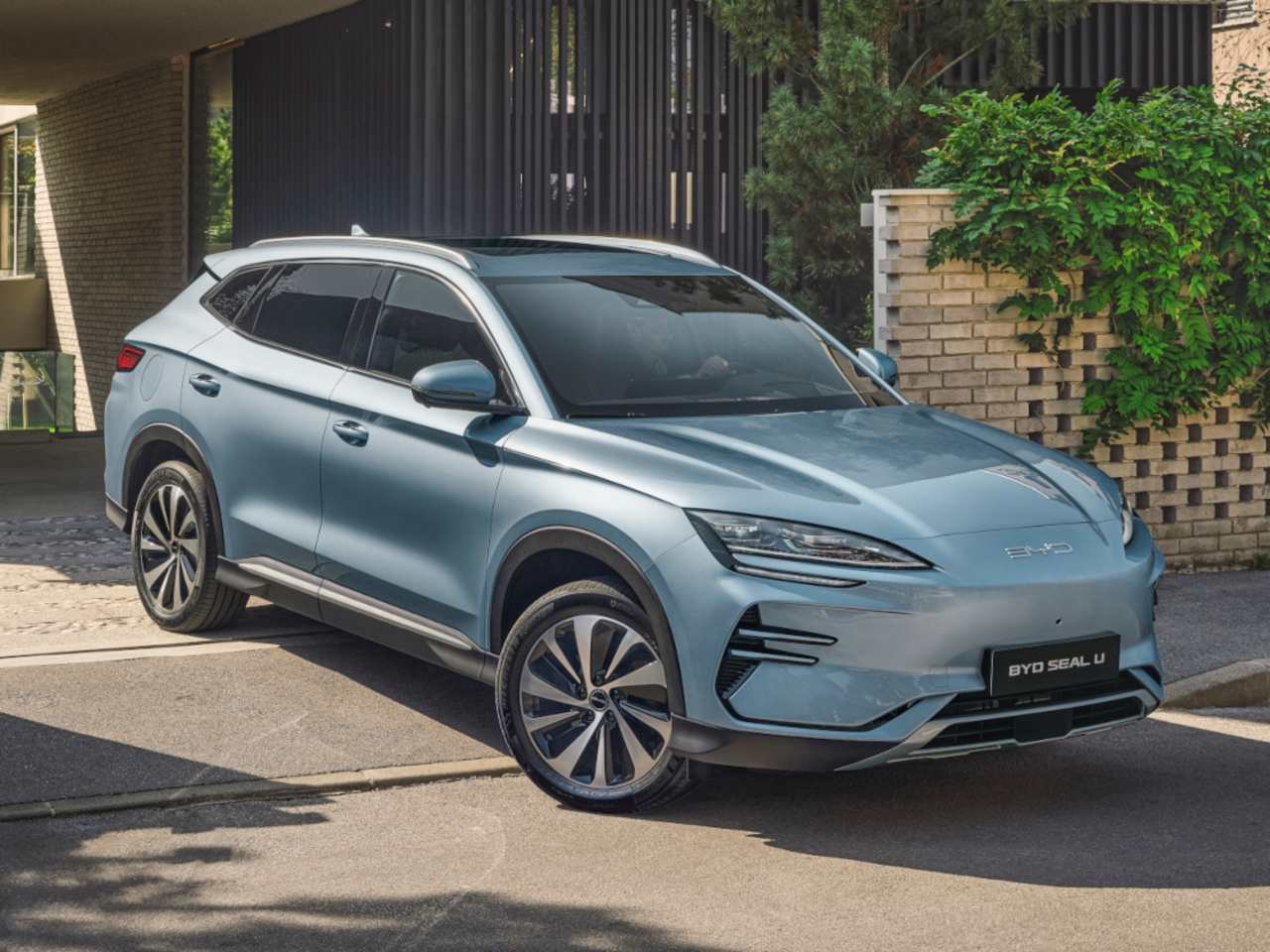 BYD Seal U (2024) : électrique ou hybride rechargeable ?