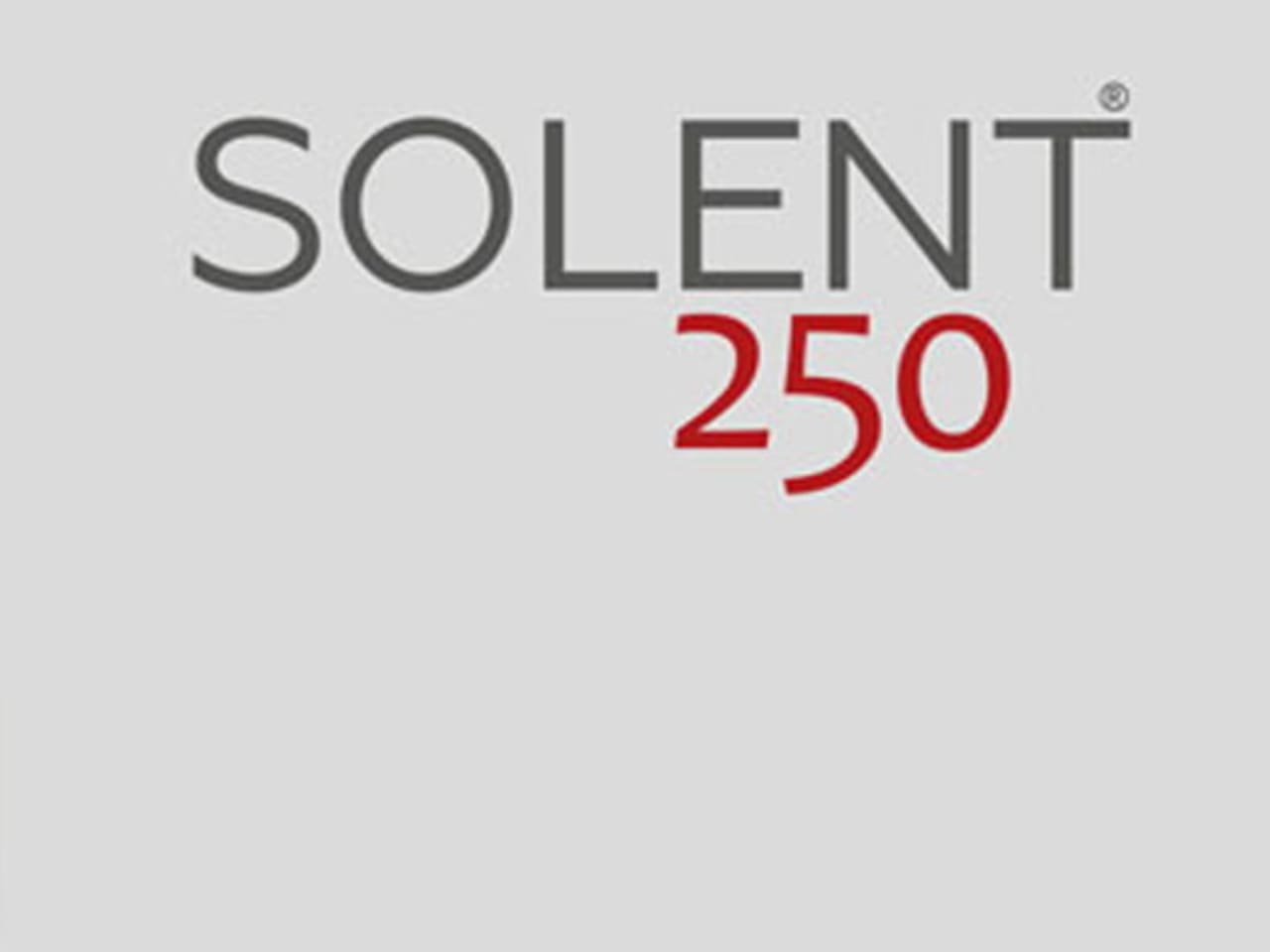 Snows retains Top 10 postition in Solent 250
