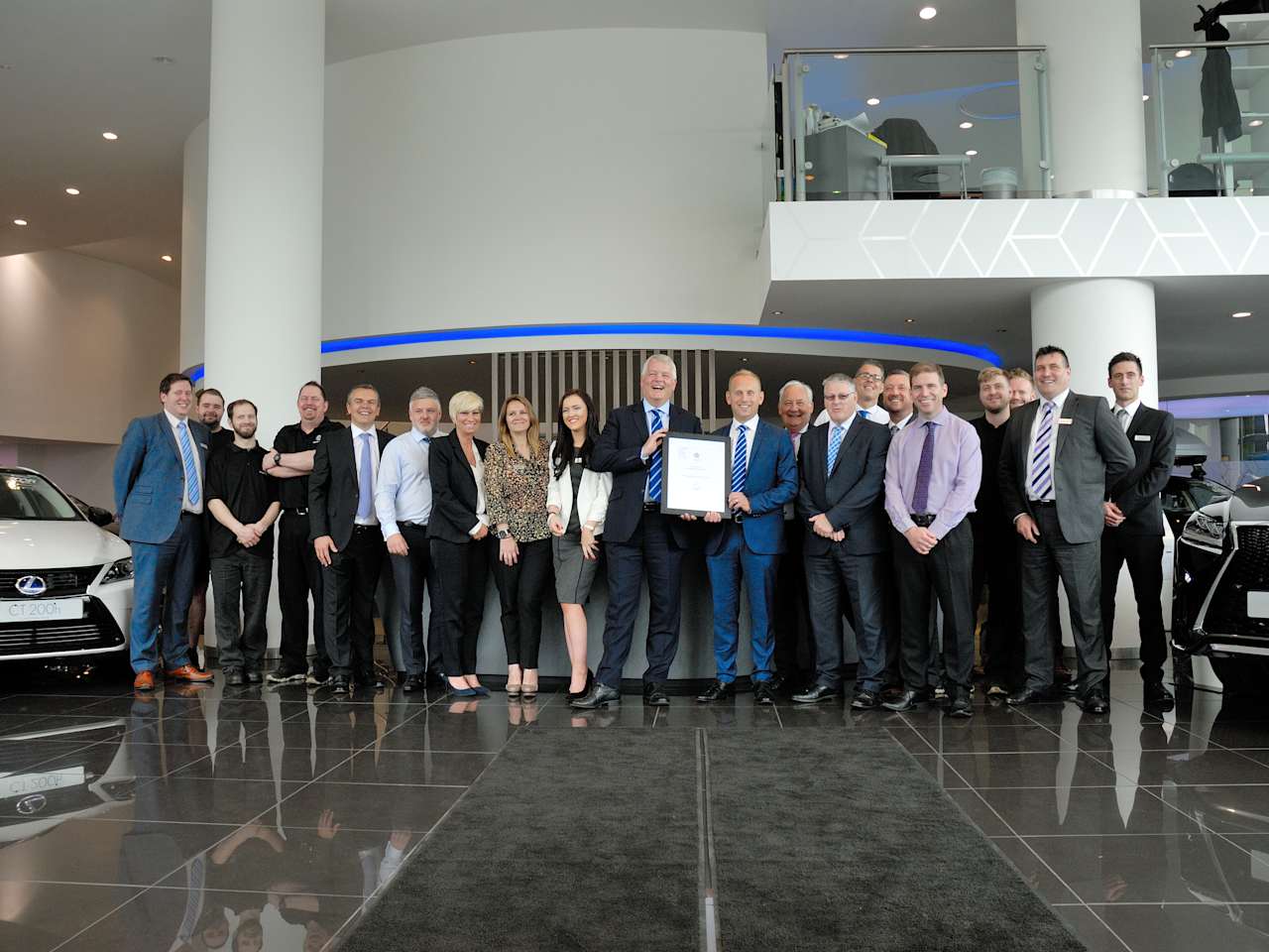 Lexus Hedge End are honoured with the 2017 Kiwami Award For Excellence