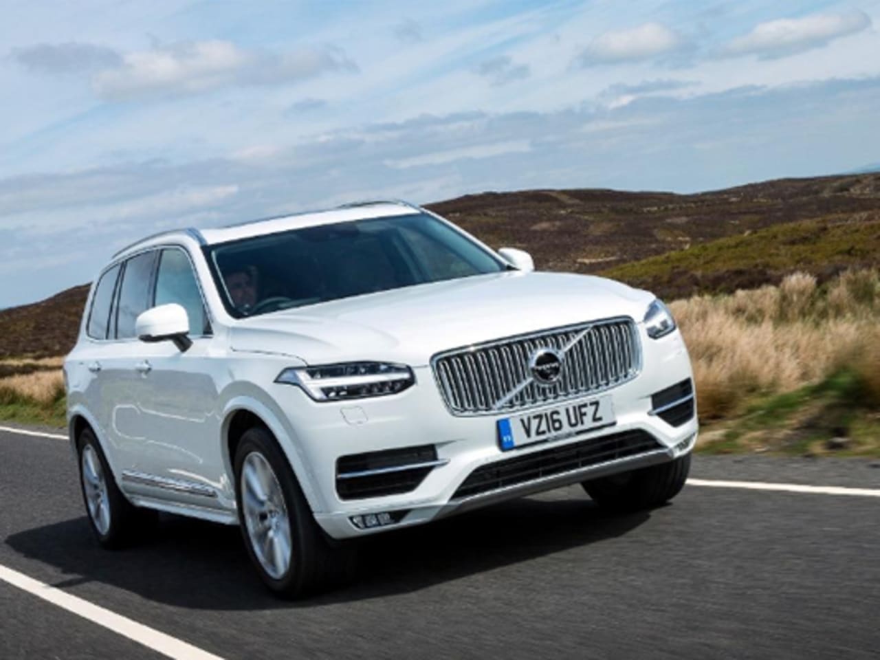 JCMG opens Volvo Cars in Edinburgh