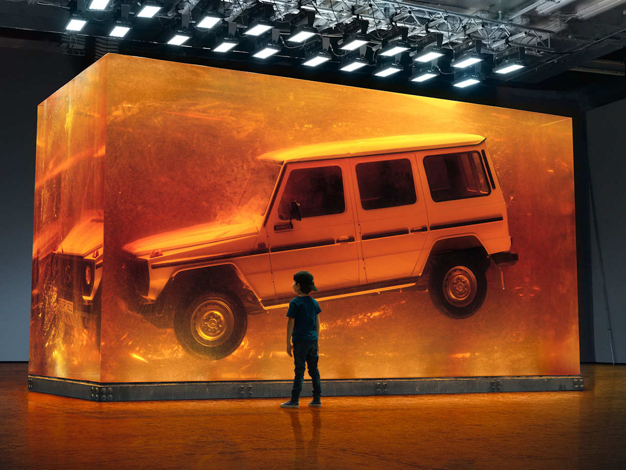 Як ще називають Mercedes-Benz G-Класу?