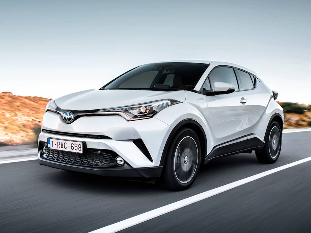 Explore the smart dynamics of Hybrid engineering with Snows Toyota.