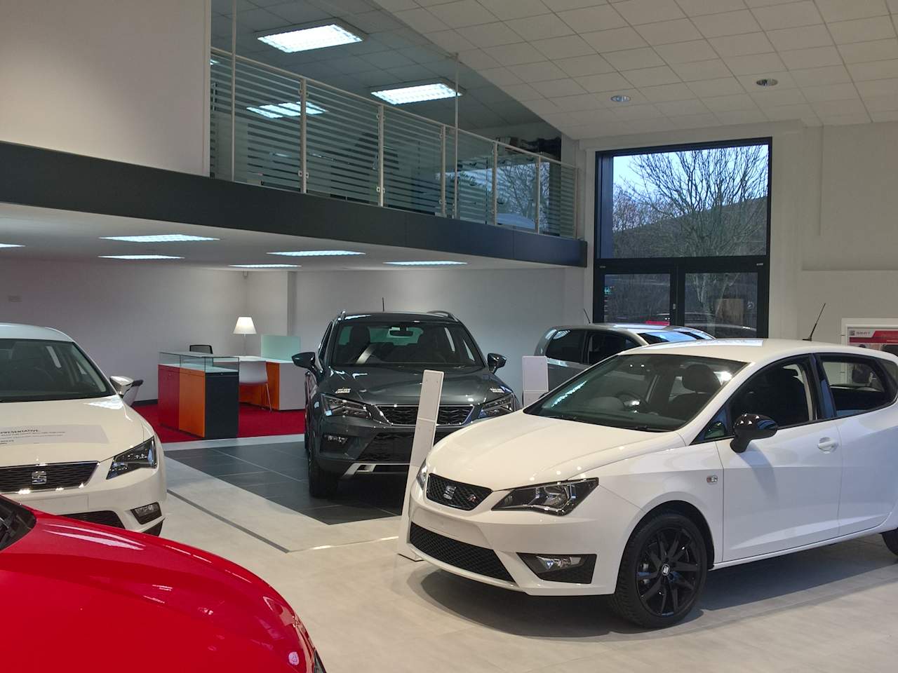 Snows SEAT Yeovil: New Look in Time for the New Year