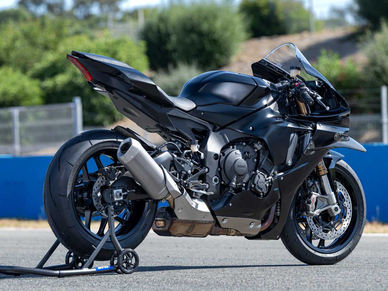 Arrivée de la Yamaha R1 RACE pour 2025