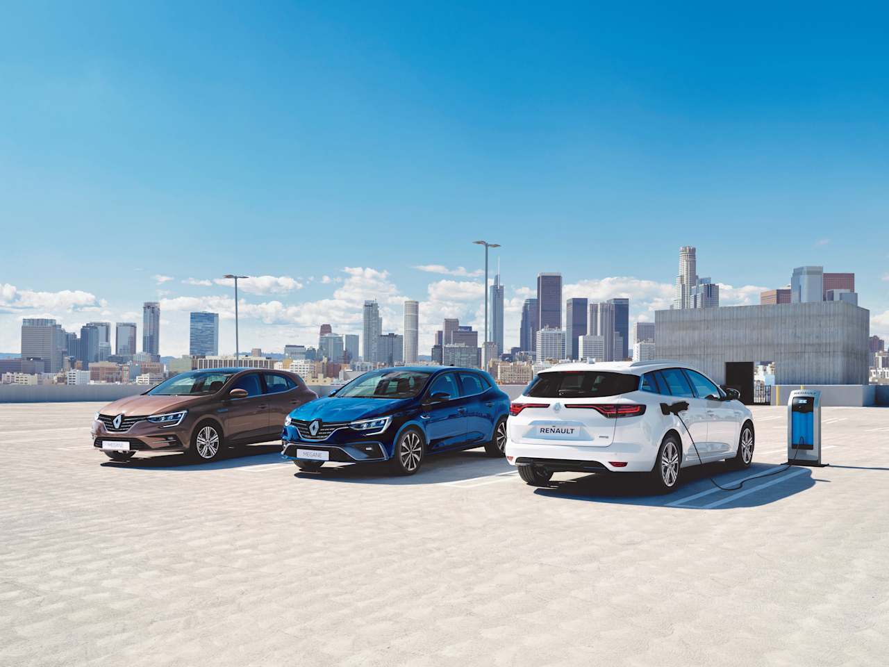 ORDERS OPEN FOR NEW RENAULT MÉGANE HATCH AND SPORT TOURER
