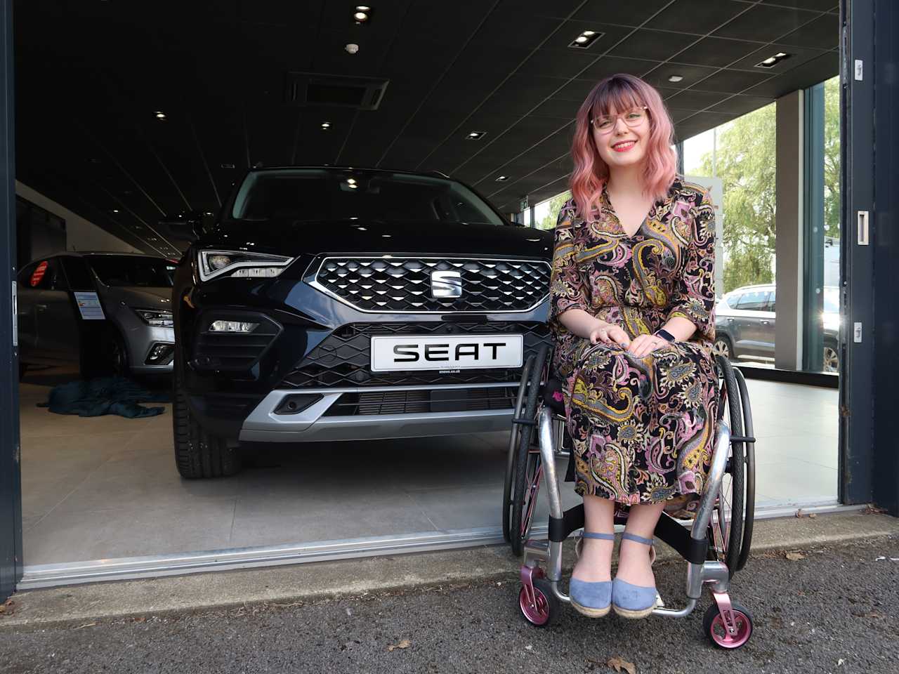  Just fantastic! Motability customer Imali’s high praise for Snows SEAT dealership in Poole