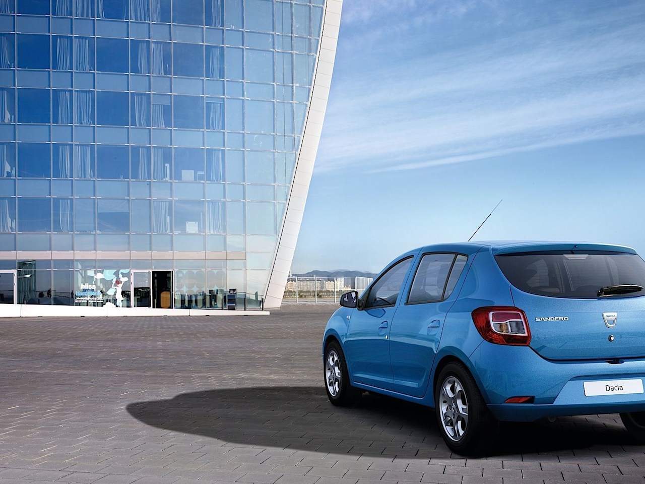 THREE IN A ROW FOR DACIA AT WHAT CAR? AWARD 