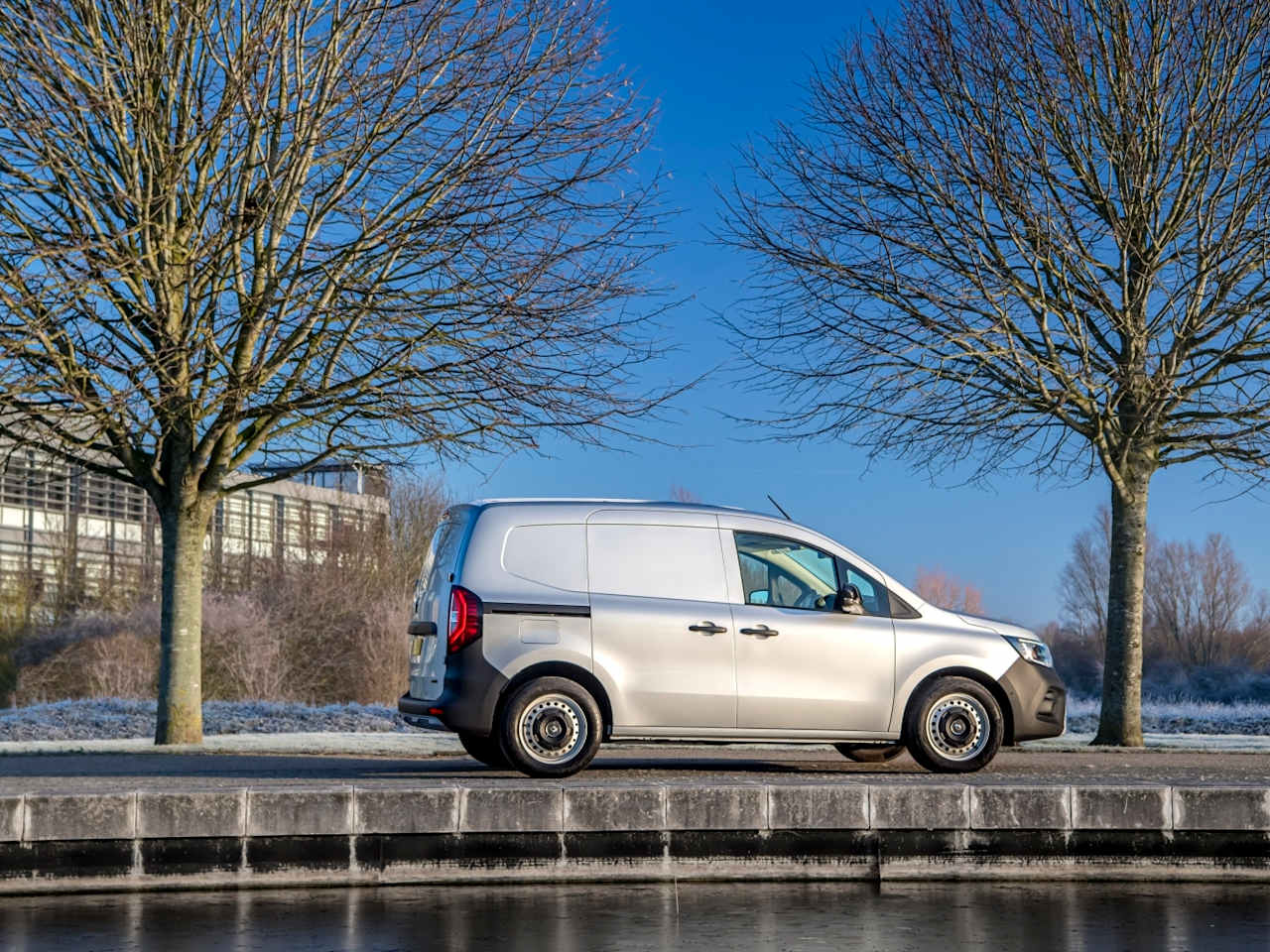 RENAULT KANGOO WINS A TRIO OF TOP INDUSTRY AWARDS