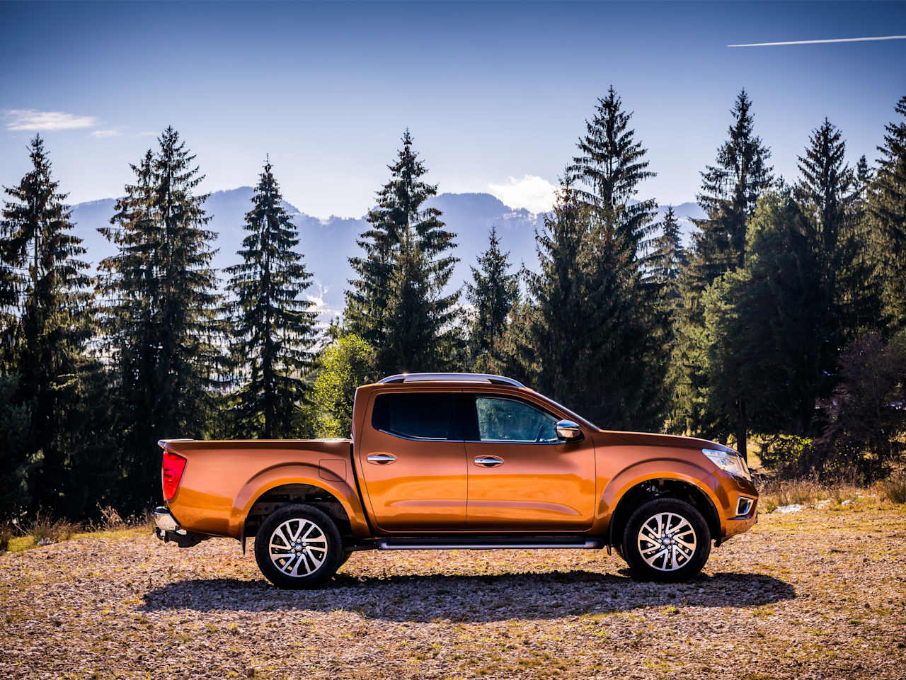 NISSAN NAVARA BREAKS 50,000 SALES BARRIER IN EUROPE