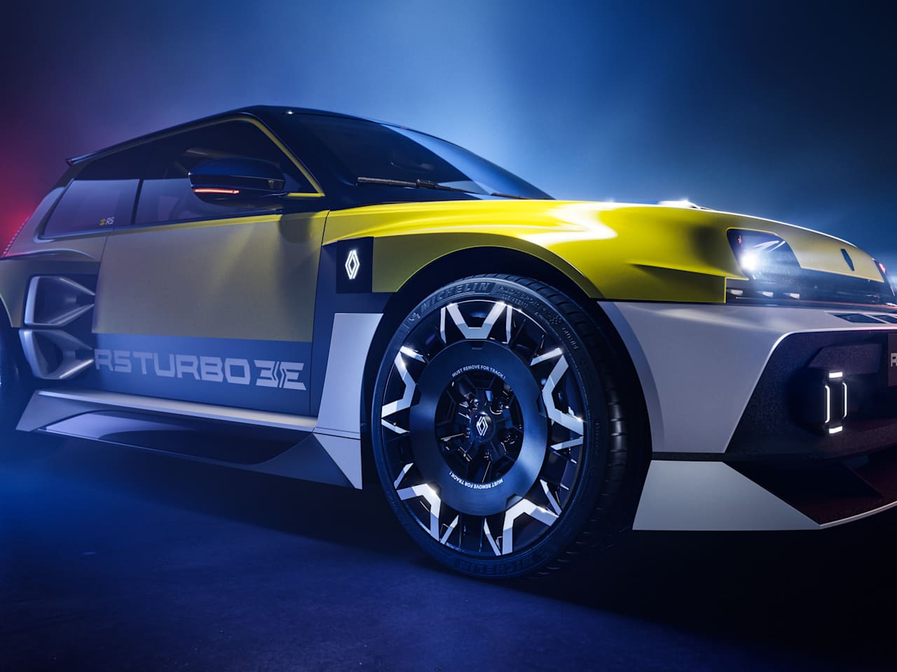 Shelbourne Motors Renault Selected as Official Turbo 3E Dealer