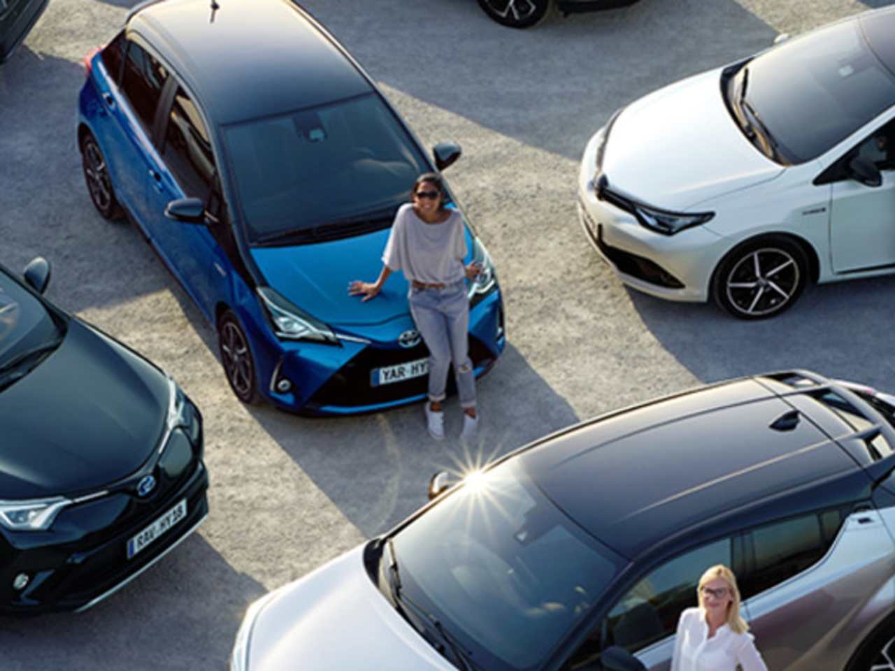 TOYOTA LEAD IMPRESSIVE NEW HYBRID CAR SALES IN 2017