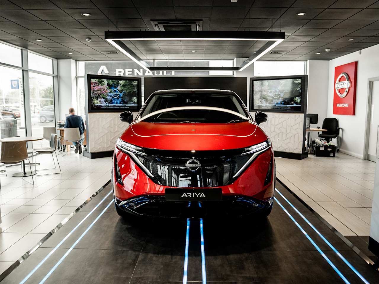NEW ALL ELECTRIC NISSAN ARIYA | PREVIEW EVENT 
