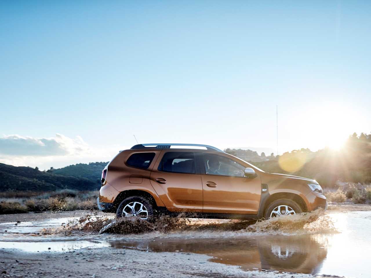 DACIA VOTED BEST VALUE BRAND AT AUTO TRADER NEW CAR AWARDS 2021 