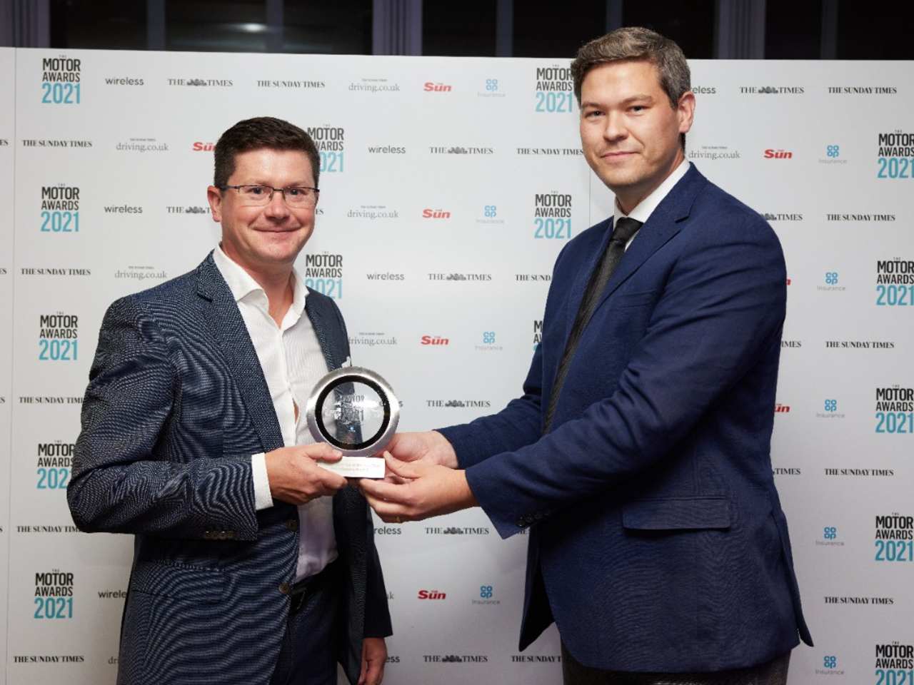SUNDAY TIMES AND THE SUN ACCOLADES FOR MUSTANG MACH-E AND TRANSIT CUSTOM TOP FORD’S WINNING RUN