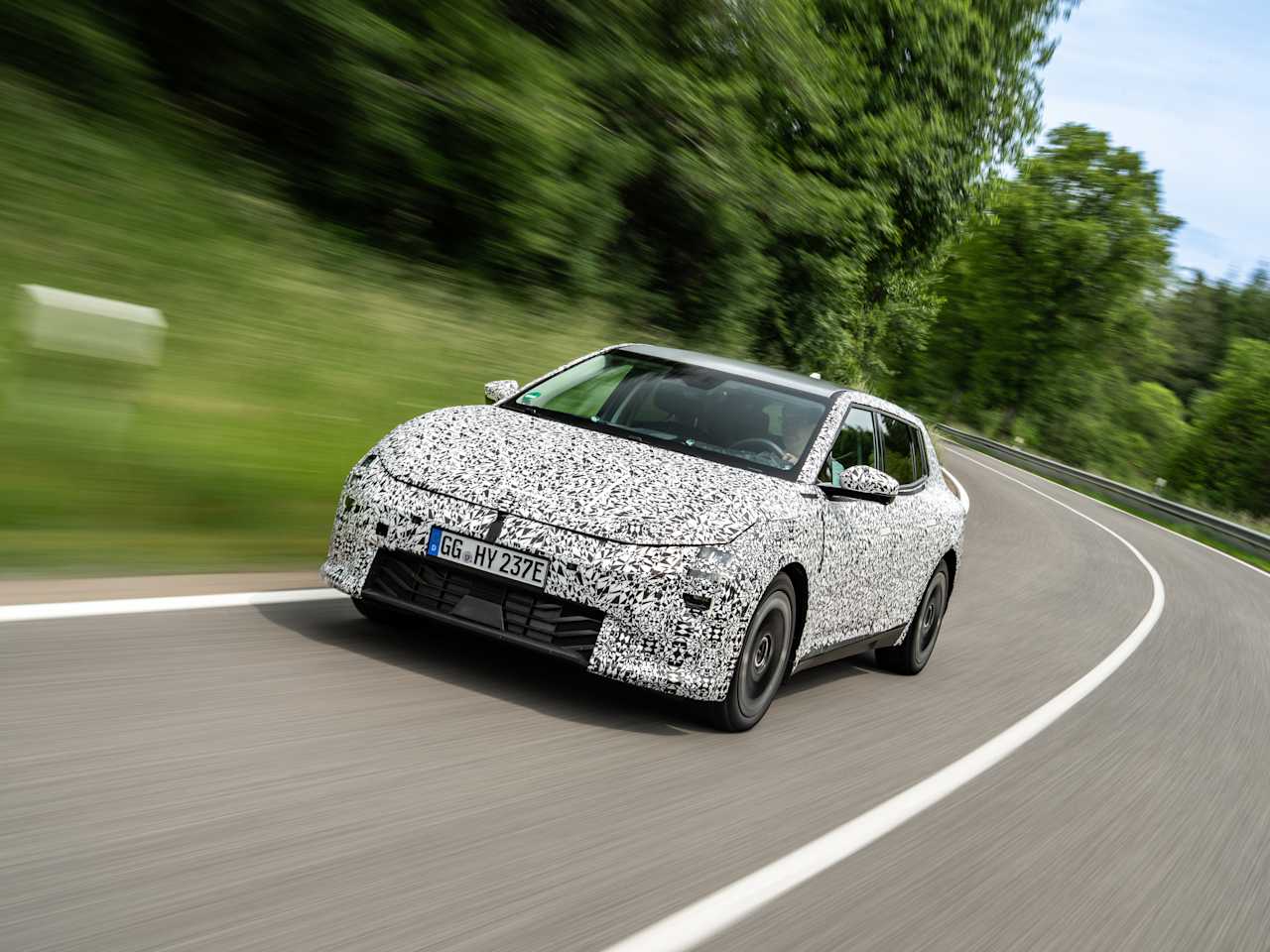 Kia EV4 proves endurance with industry-leading battery and durability testing