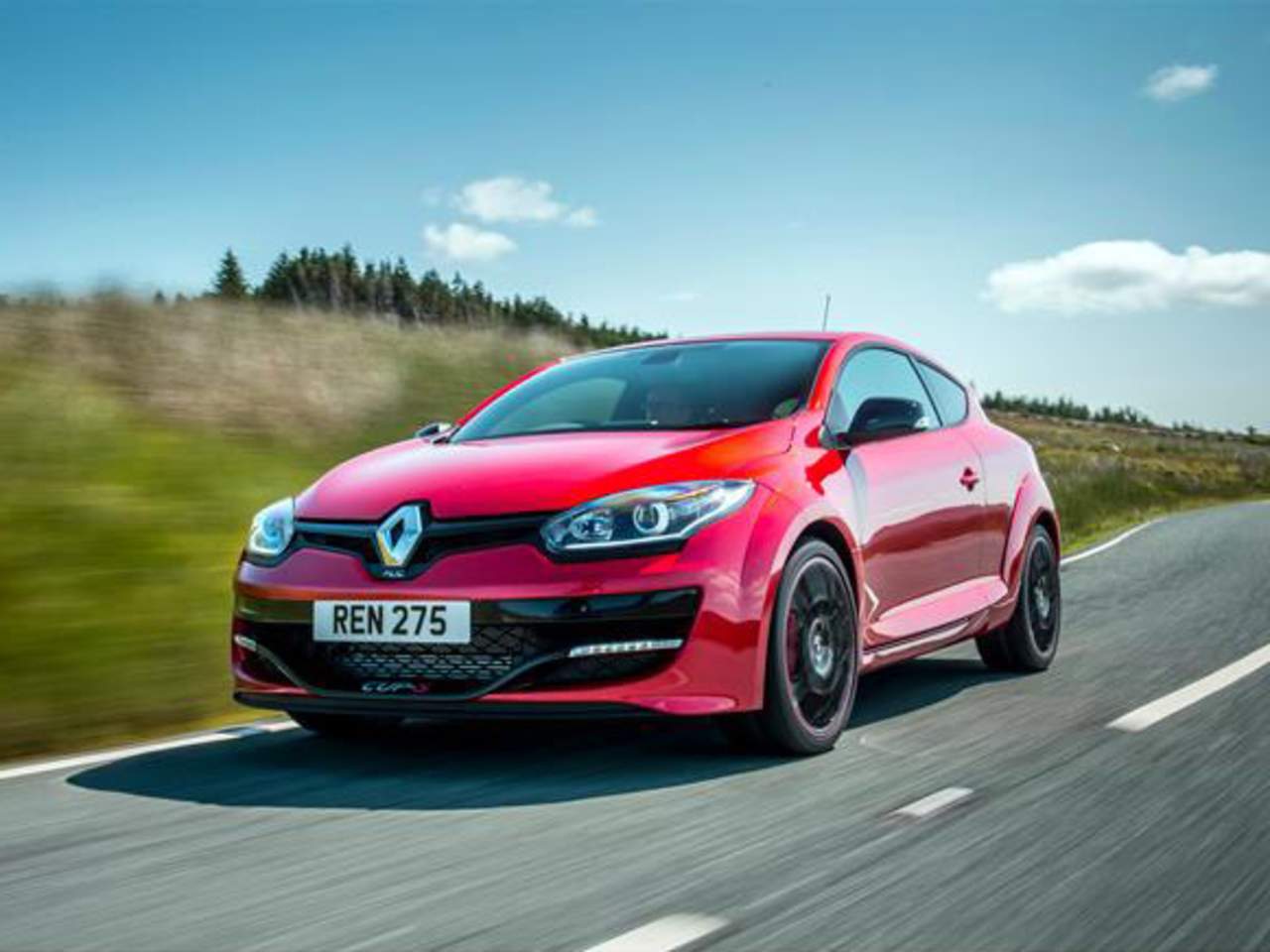 RENAULT UNVEILS NEW MÉGANE RENAULTSPORT VERSIONS