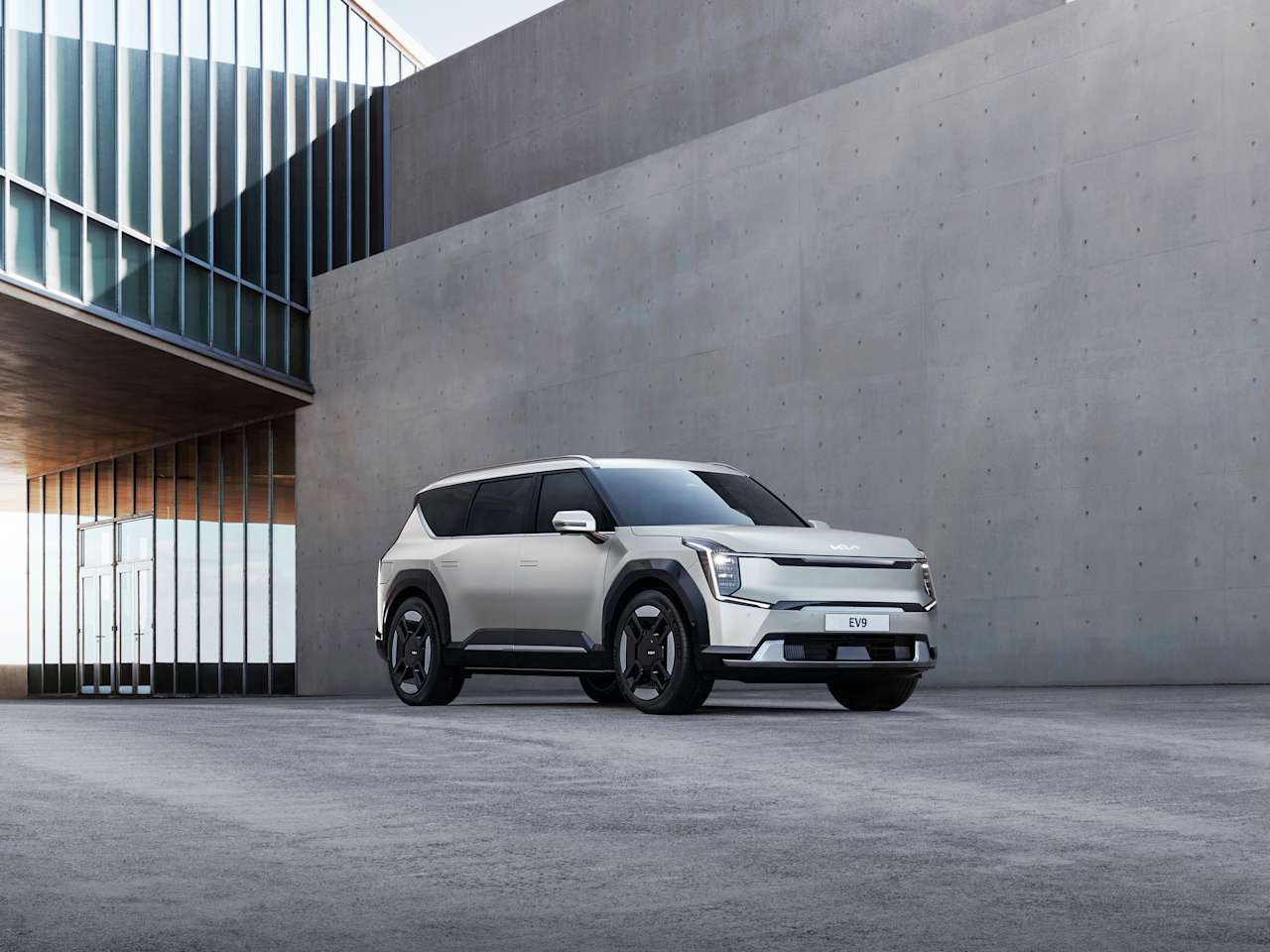 The Kia EV9 revealed: groundbreaking EV fusing progressive, bold design with authentic SUV character