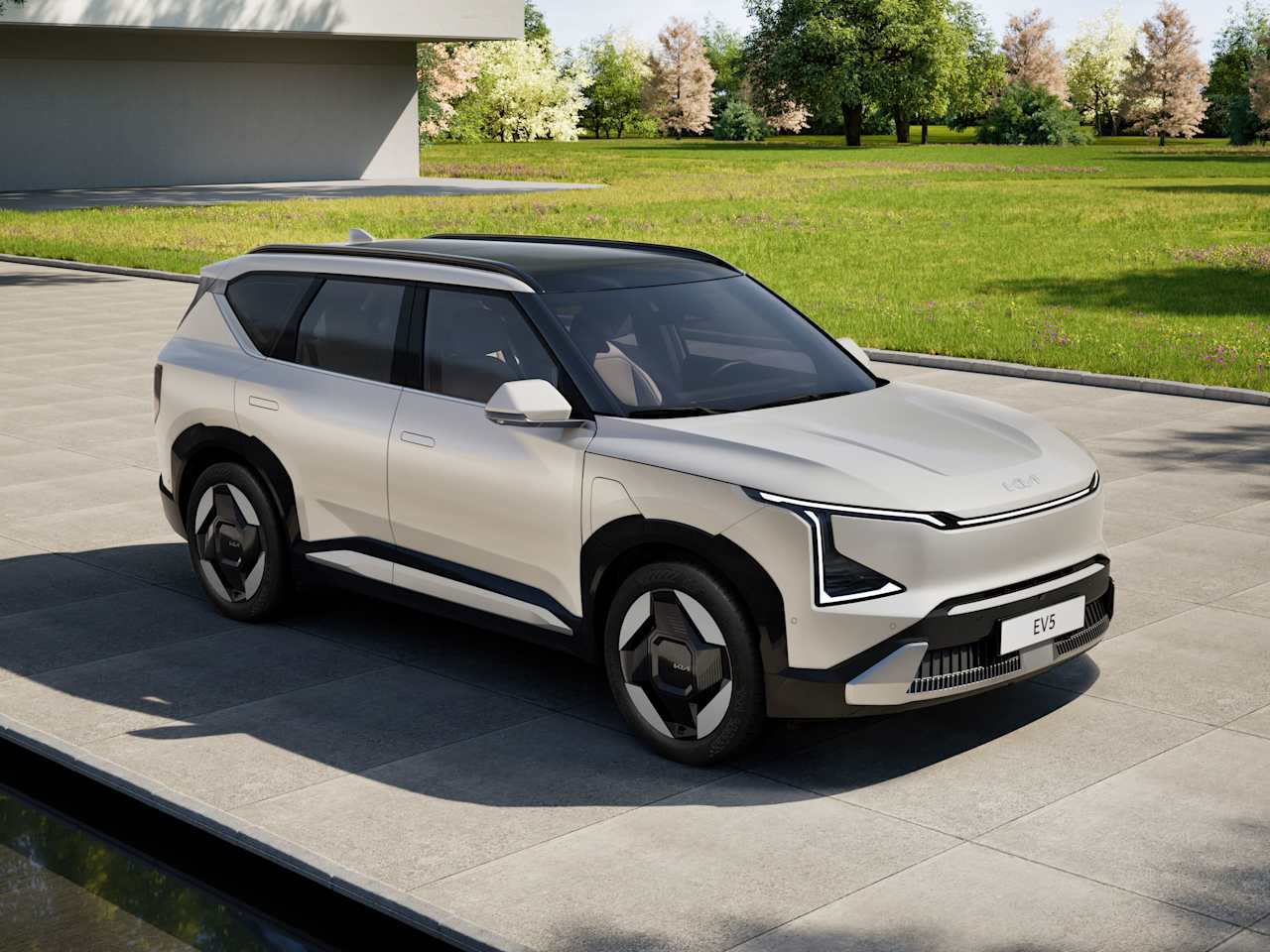 The Kia EV5 tailors electric mobility for European drivers