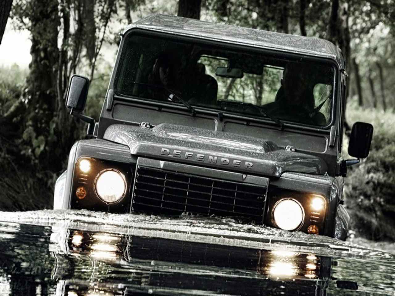The 2020 Land Rover is coming...but can it pick up the gauntlet?