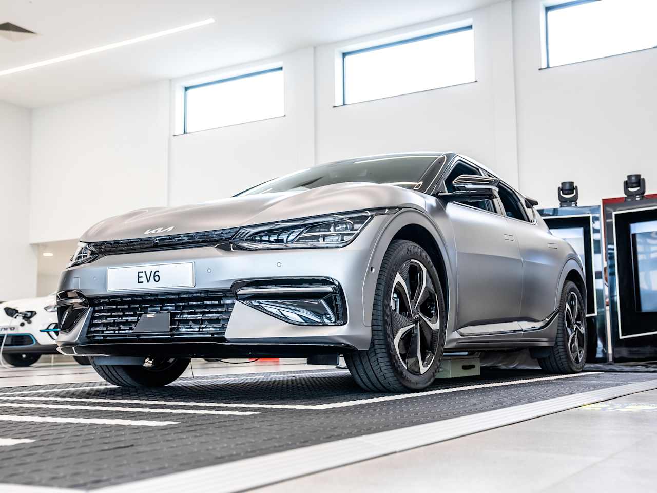 MEET THE KIA EV6 AT SHELBOURNE MOTORS 