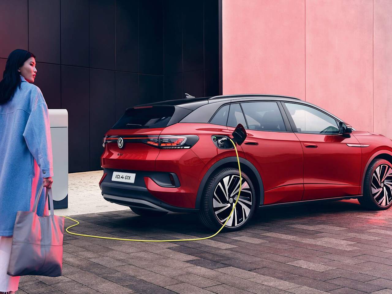 The Ultimate Guide to Electric Vehicles: FAQs 