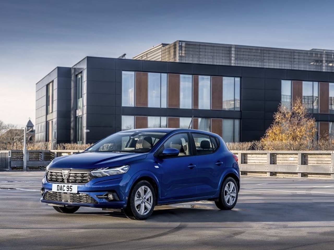NEW DACIA SANDERO AND STEPWAY EARNS BEST-CLASS RESIDUAL VALUE 