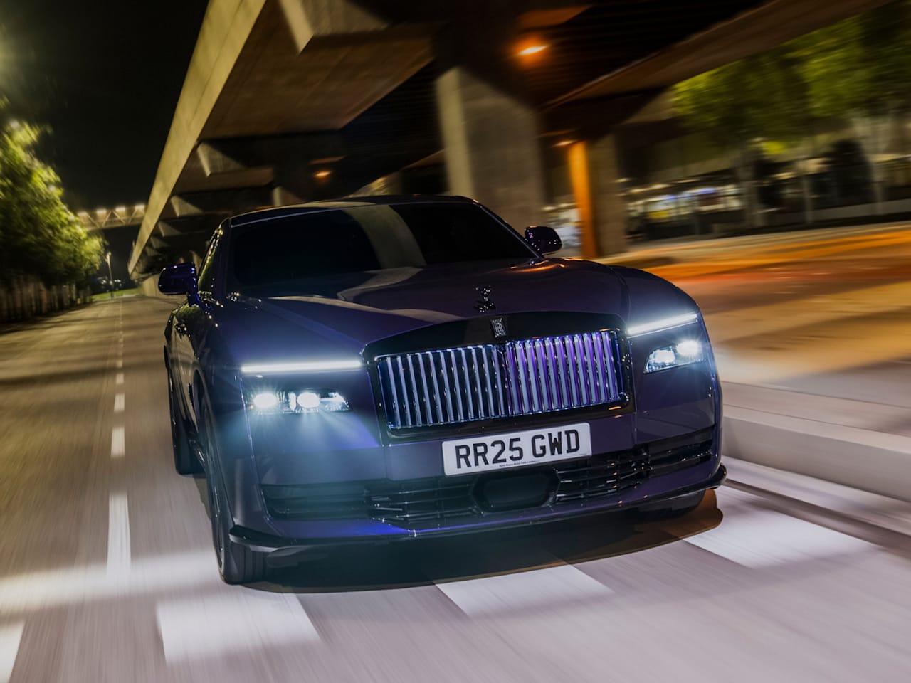2025 Rolls-Royce Spectre Black Badge: The Pinnacle of Electric Luxury