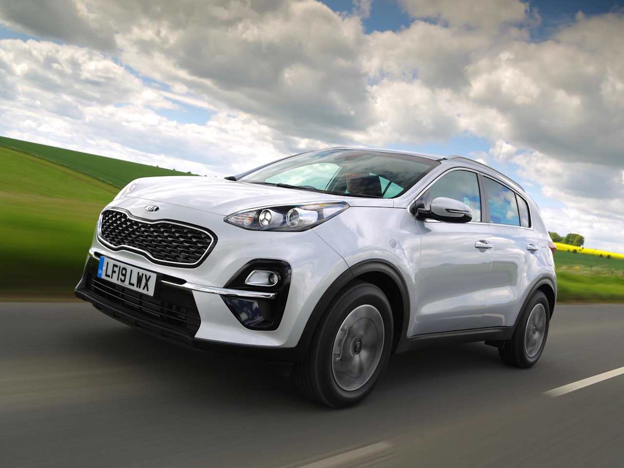Kia Sportage Mild-Hybrid wins best medium SUV at Business Motoring Awards