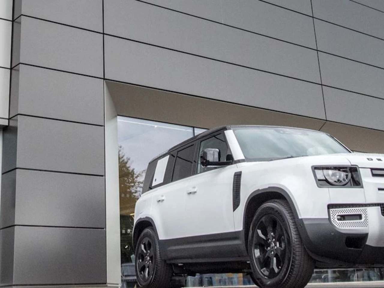 Discover the Perfect Vehicle: A Comprehensive Guide to Lloyd Land Rover York Used Cars