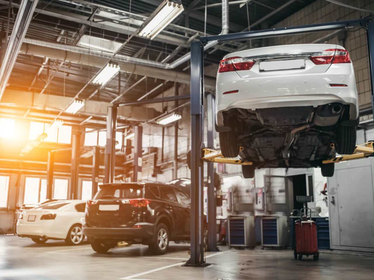 BOOK YOUR SERVICE & MOT