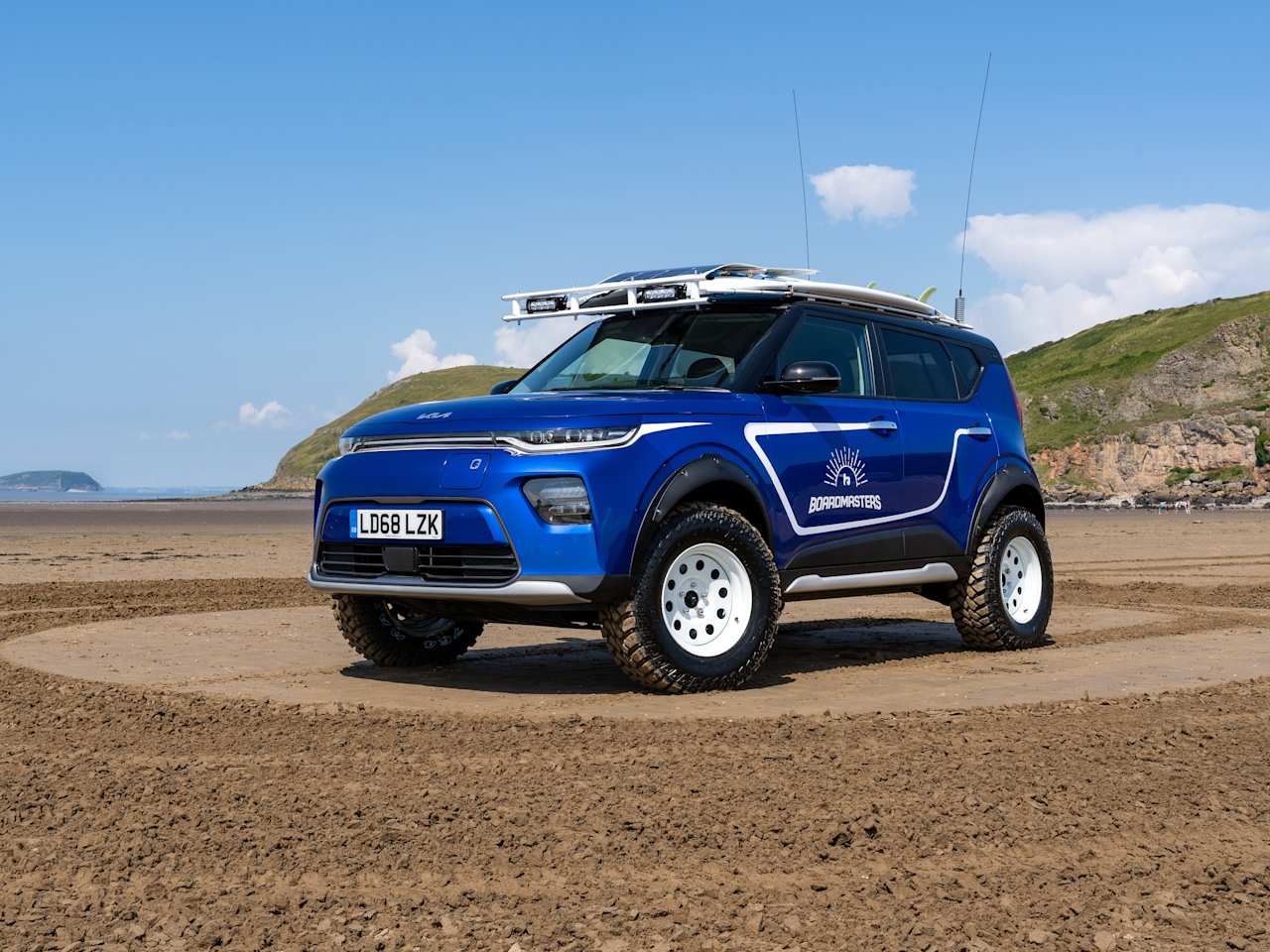 On board - Kia reveals one-off Soul EV Boardmasters Edition 