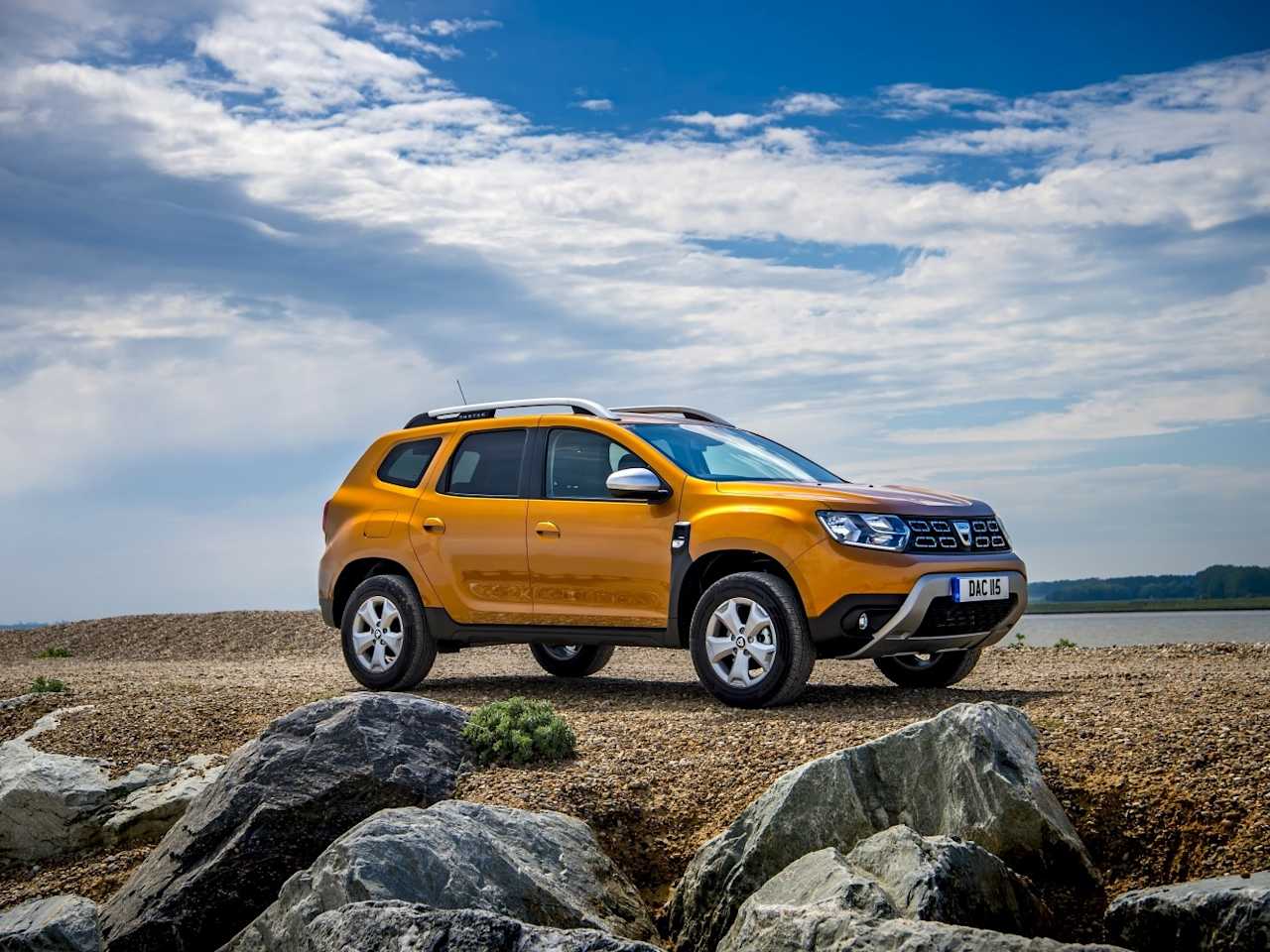 ALL-NEW DACIA DUSTER WINS VALUE CAR OF THE YEAR AT THE SUN MOTOR AWARDS 2018