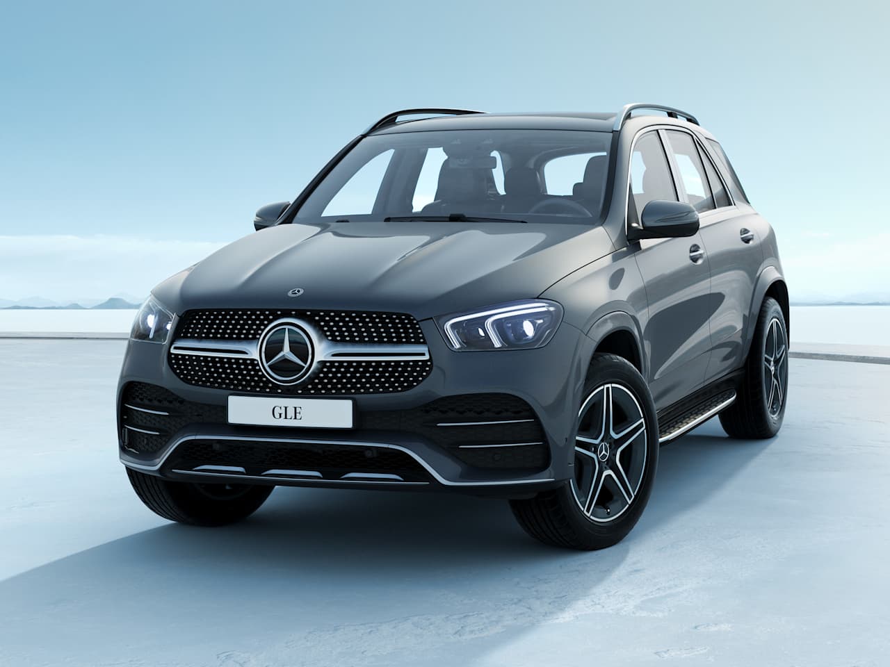 Сучасний дизайн кросовера Mercedes-Benz GLE 300 d 4MATIC