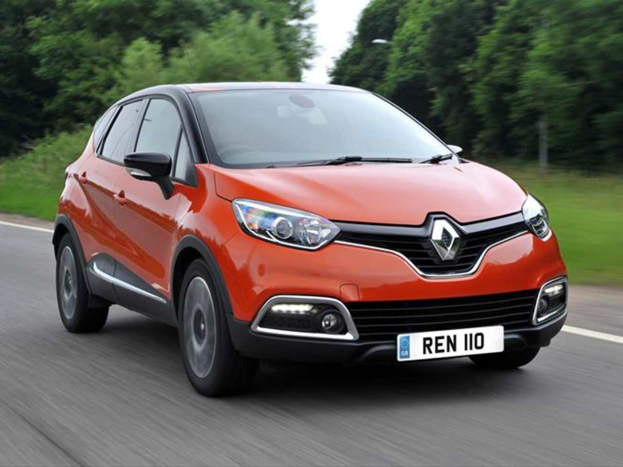 CAPTUR AWARDED MOST HIGHLY RATED CAR AT HONEST JOHN AWARDS 2016