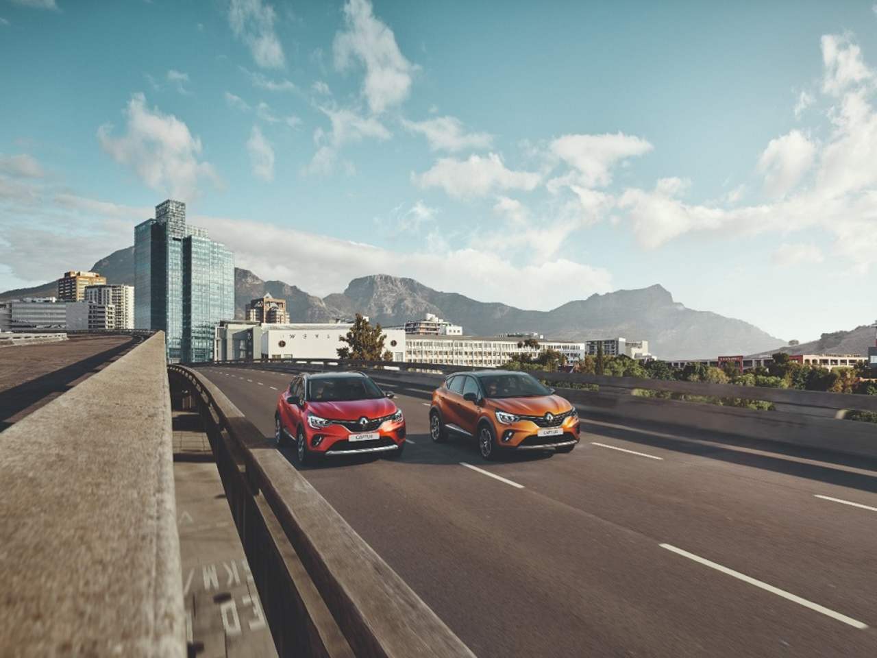 New Renault CAPTUR models available now