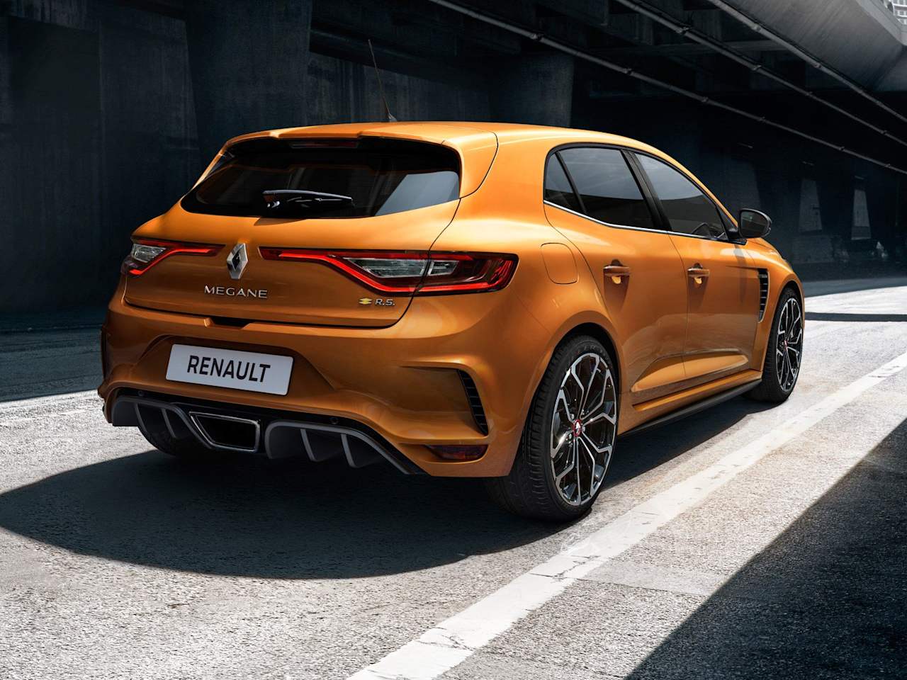 NEW MEGANE RENAULT SPORT BOOSTED PERFORMANCE 