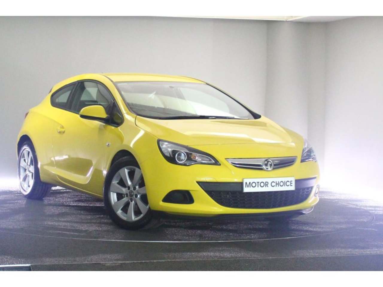 3 Best Hatchbacks Under £7,500