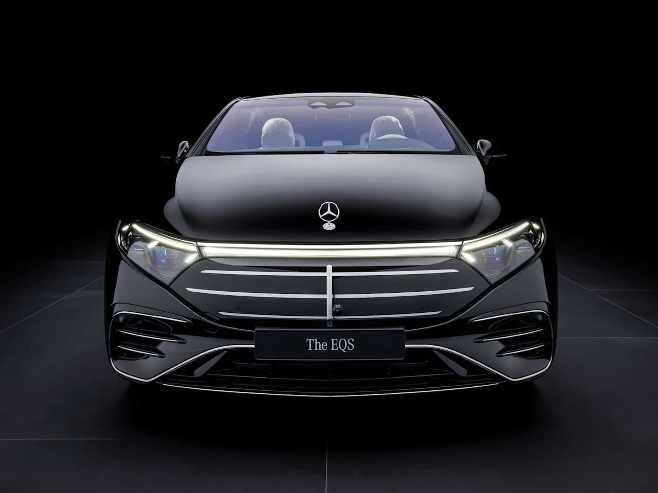 Mercedes-Benz EQS 450 - інвестиція в екологічне водіння