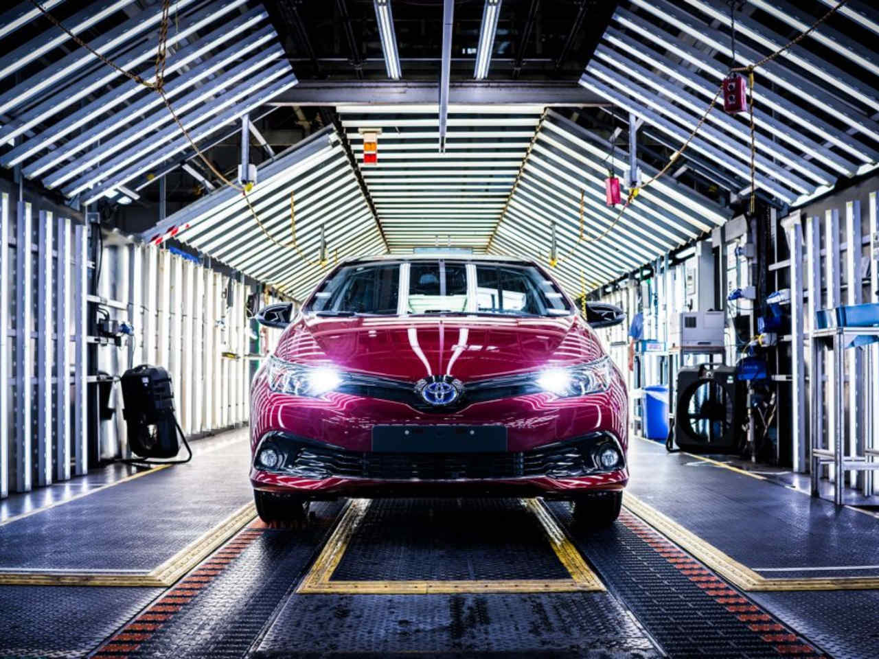 The new Toyota Auris Hybrid GB25 marks a historic 25 years of building cars in Britain!