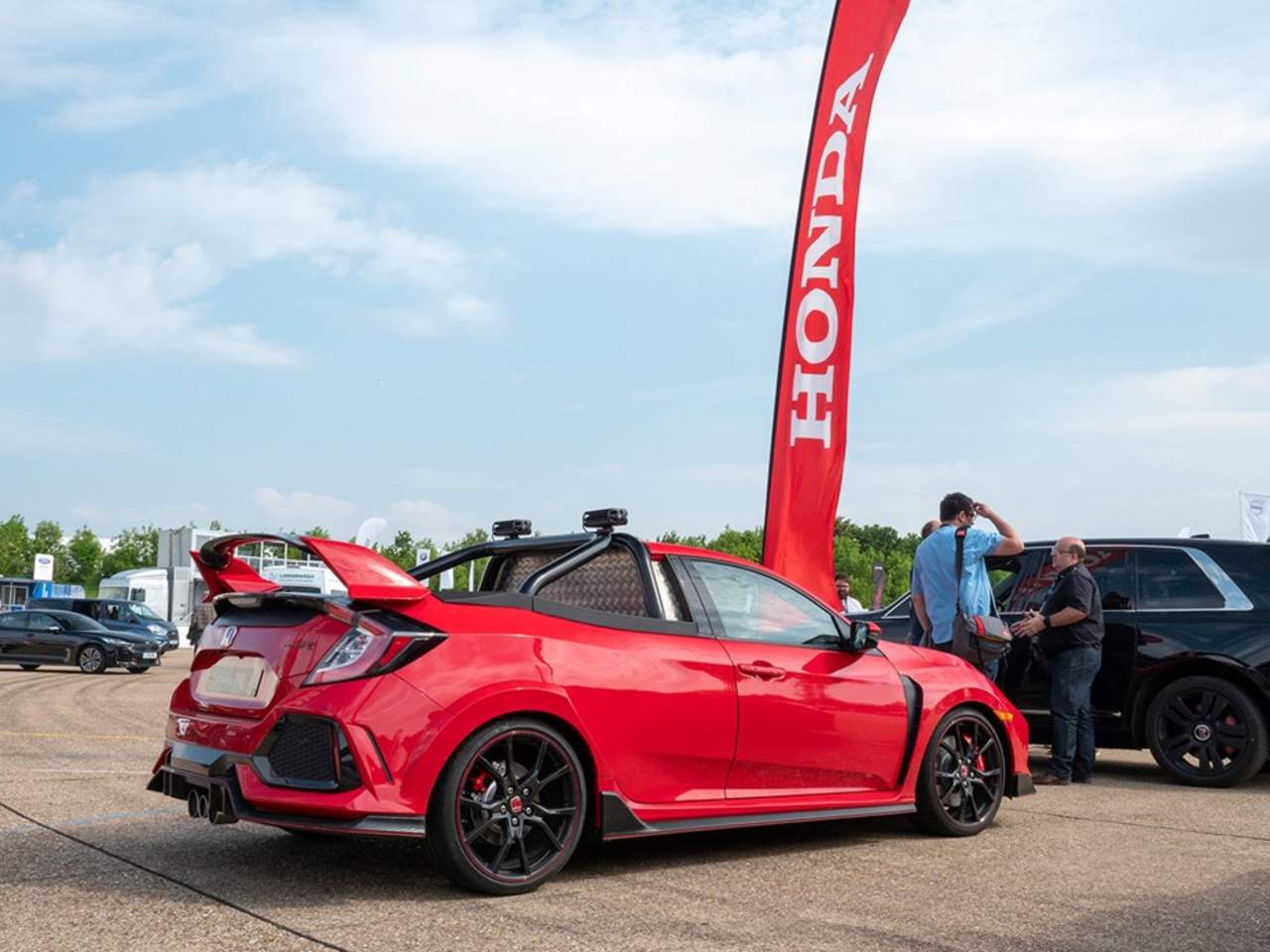 A Civic TypeR....pick-up truck? 