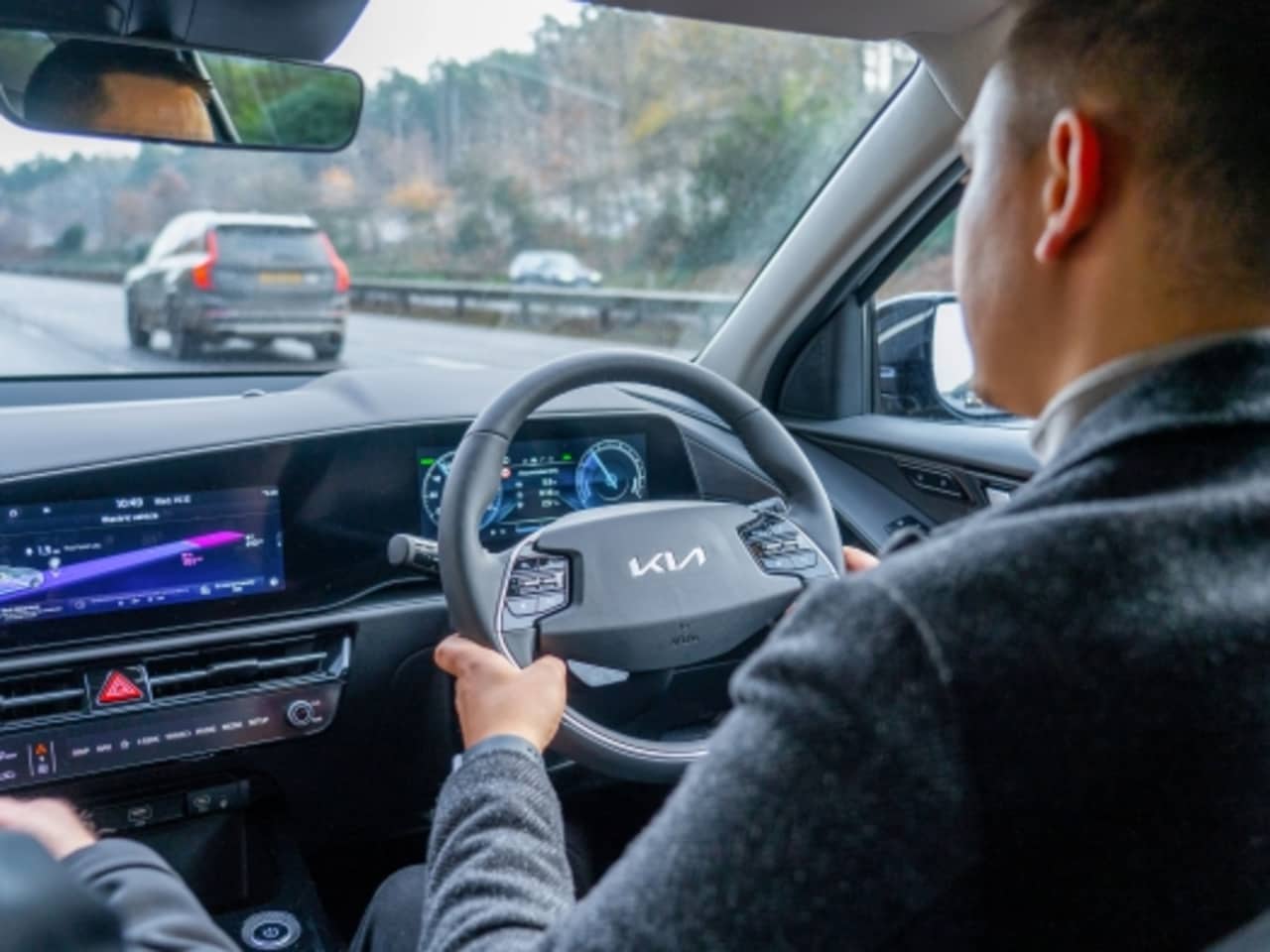 EV does it – Kia presents more festive range