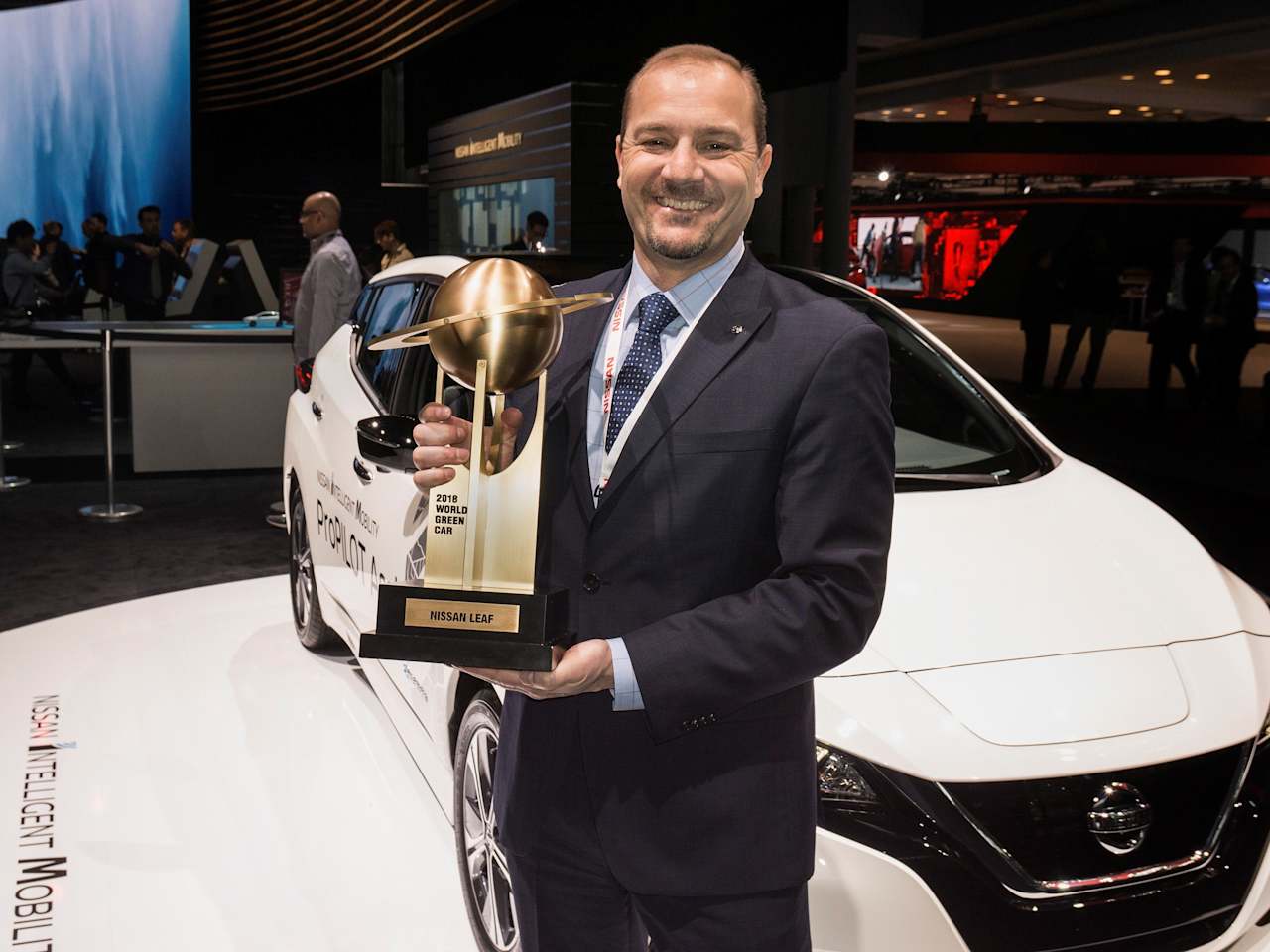 ALL-NEW NISSAN LEAF NAMED '2018 WORLD GREEN CAR OF THE YEAR