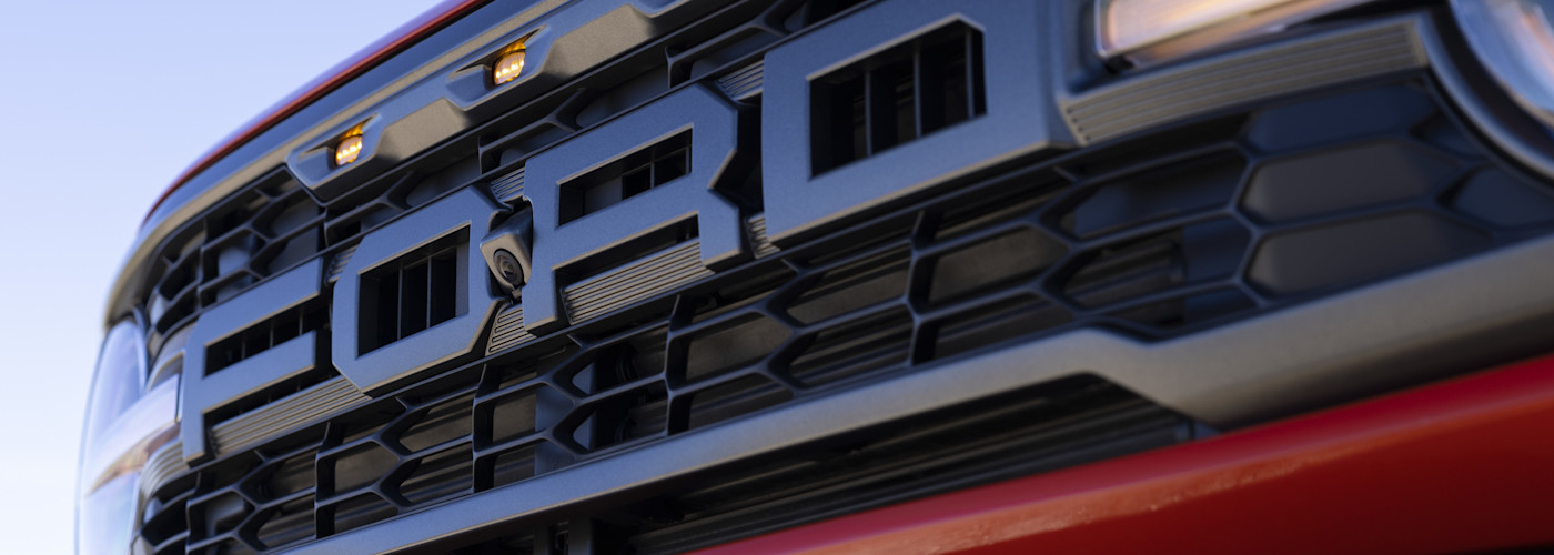 2025 Ford Bronco Raptor™ – Bold and wild presence