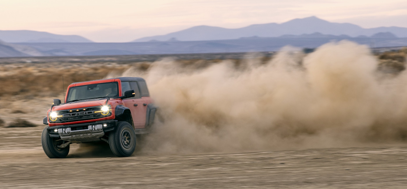 2025 Ford Bronco Raptor – Power and Performance Across All Terrains