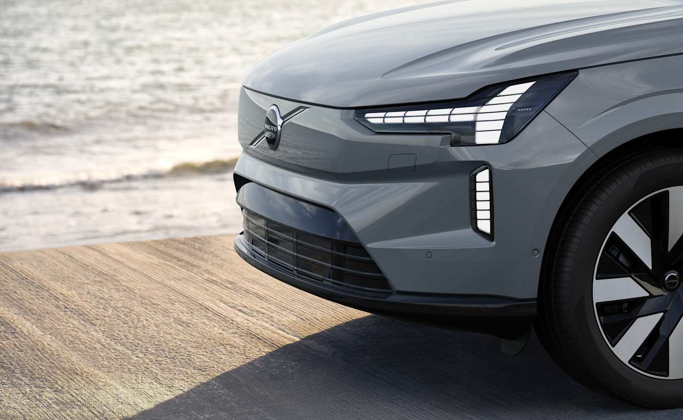 Genuine Volvo accessories for the Volvo EX90 – Camerons Volvo Perth