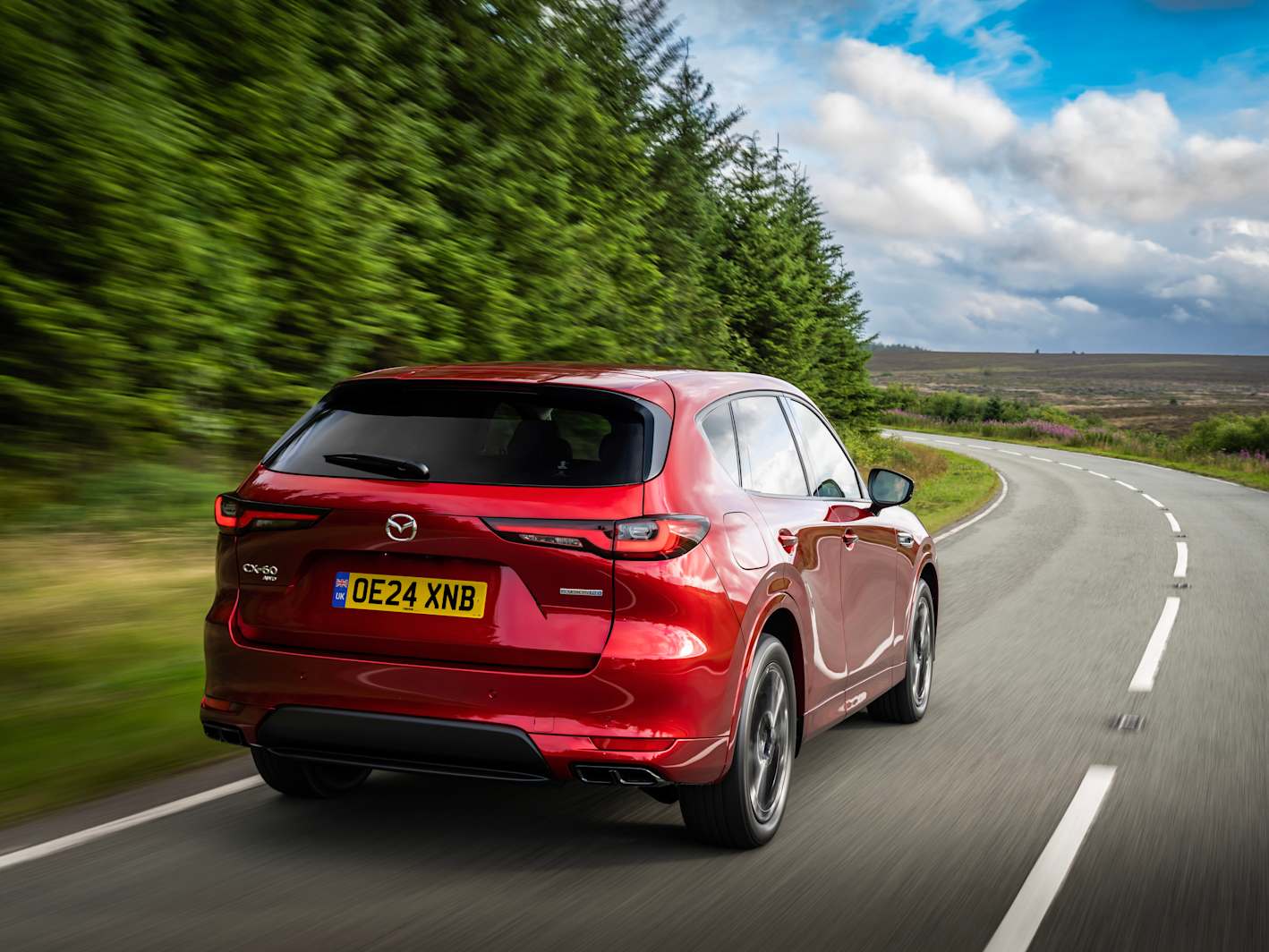 Mazda CX-60 side profile and alloy wheels