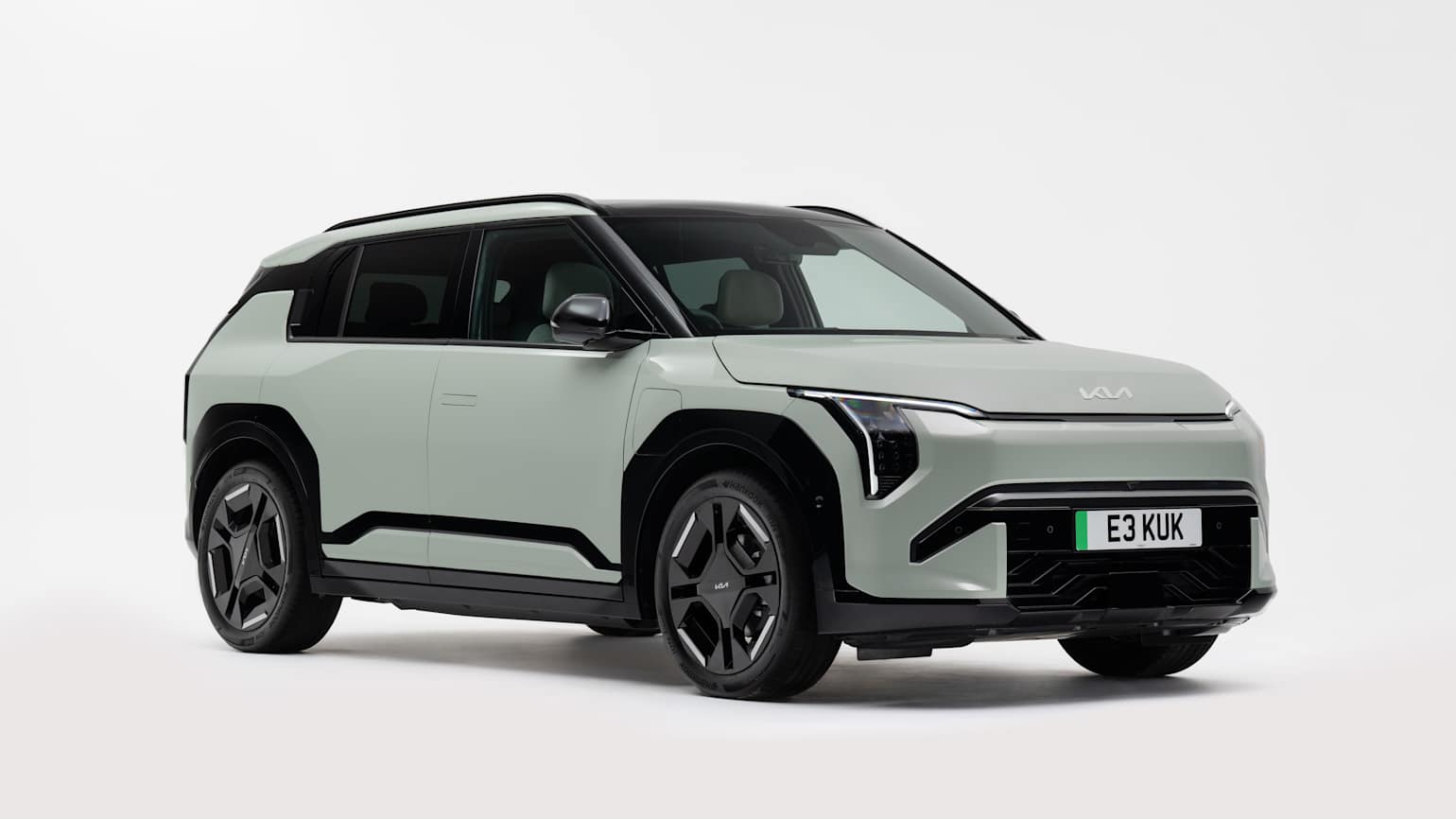 Kia EV3 — front exterior