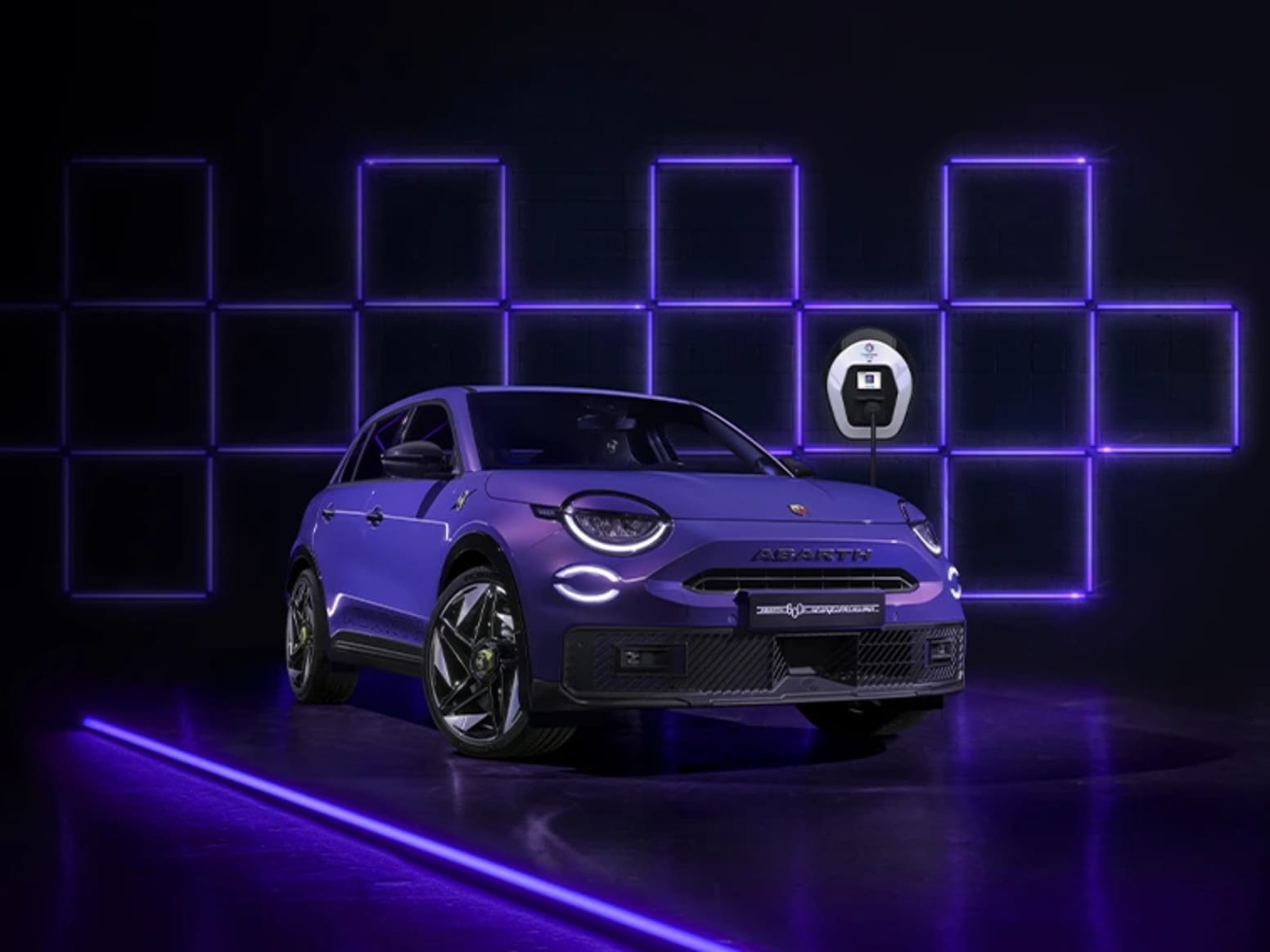 Abarth 600e Charge at home