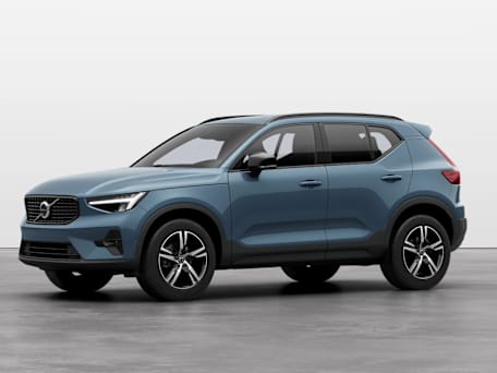 Volvo on sale xv40 recharge