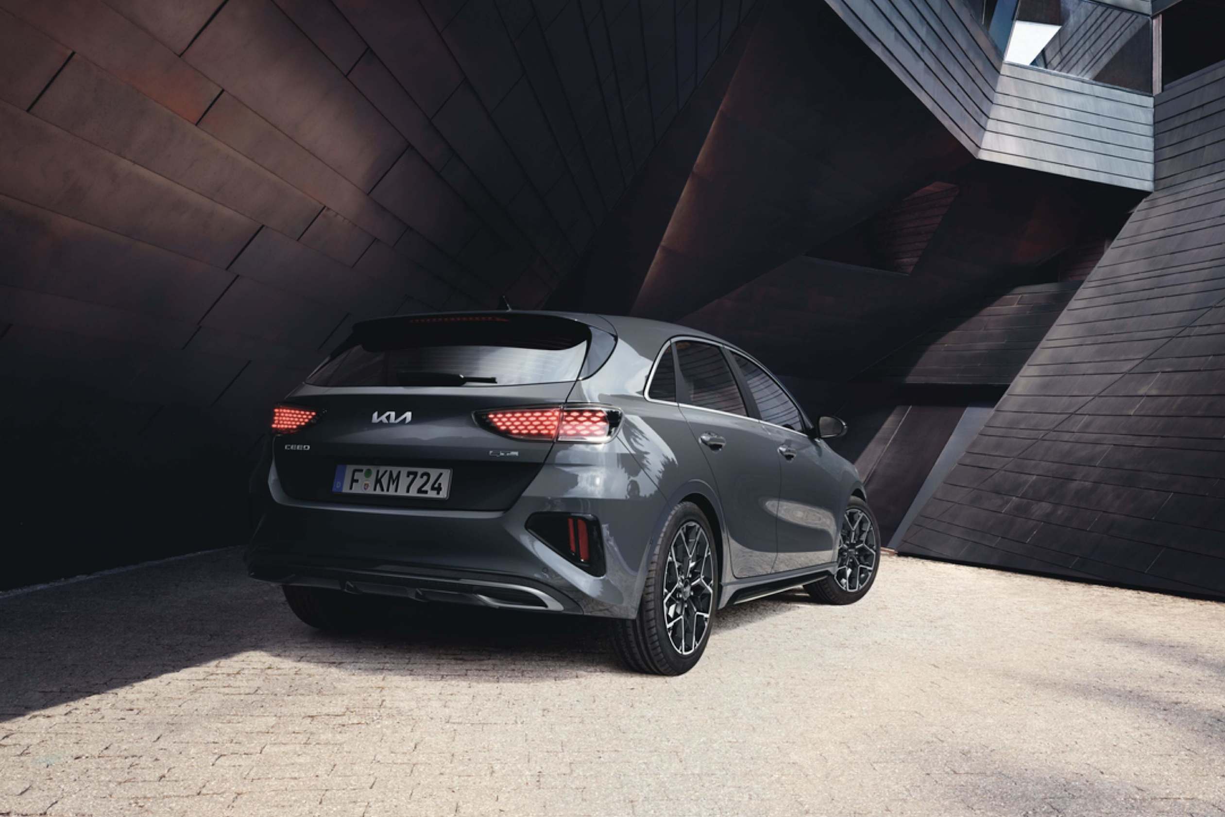 Ceed exterior